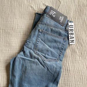 *NEW* Urban Outfitters Slim Straight Jeans-Size 24